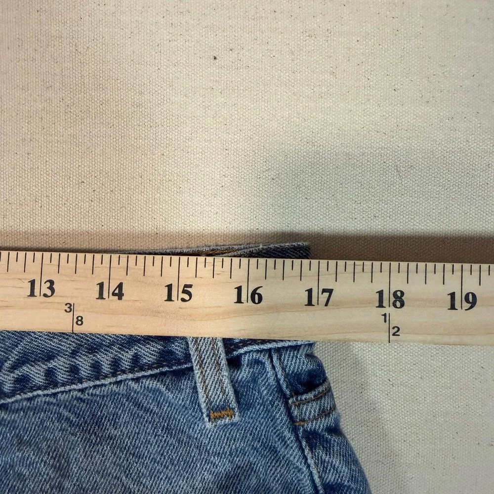 Vintage Levis 550 Relaxed Fit Denim Shorts Mens 34 Medium Wash Cotton Y2K Jorts